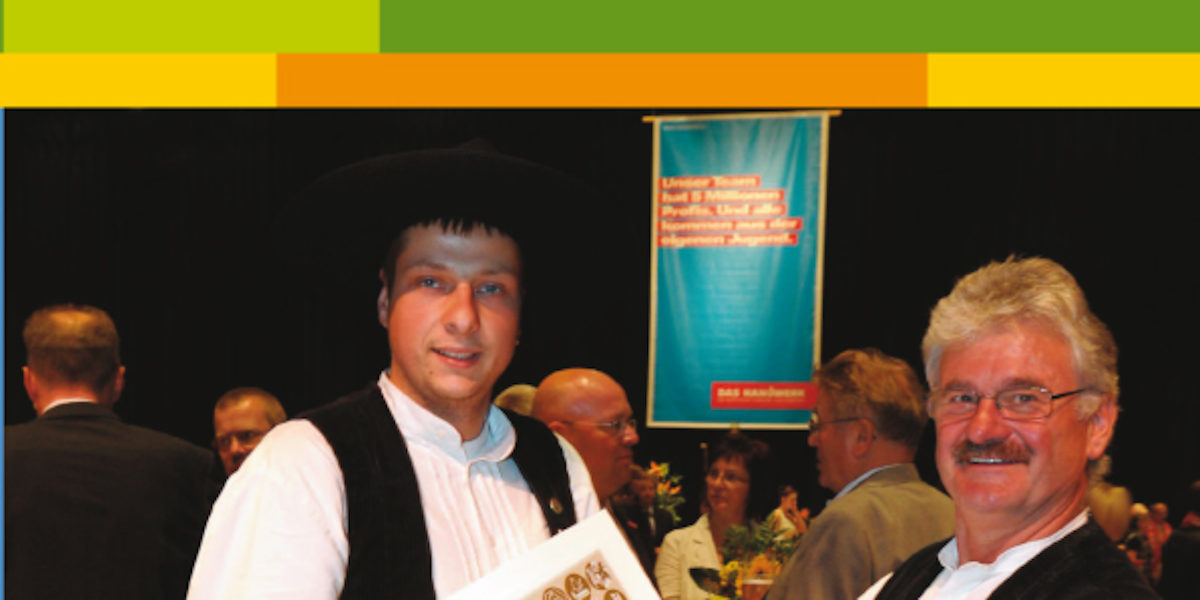 Deckblatt Geschäftsbericht 2012