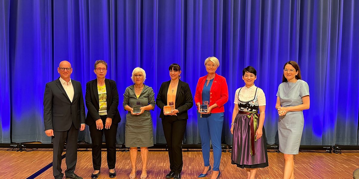 Corina Reifenstein she succeeds award 2022