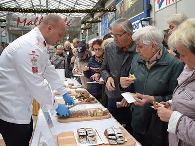 Erster Platz für den Publikumsstollen 2022 geht an die Konditorei Klinkmüller nach Luckau