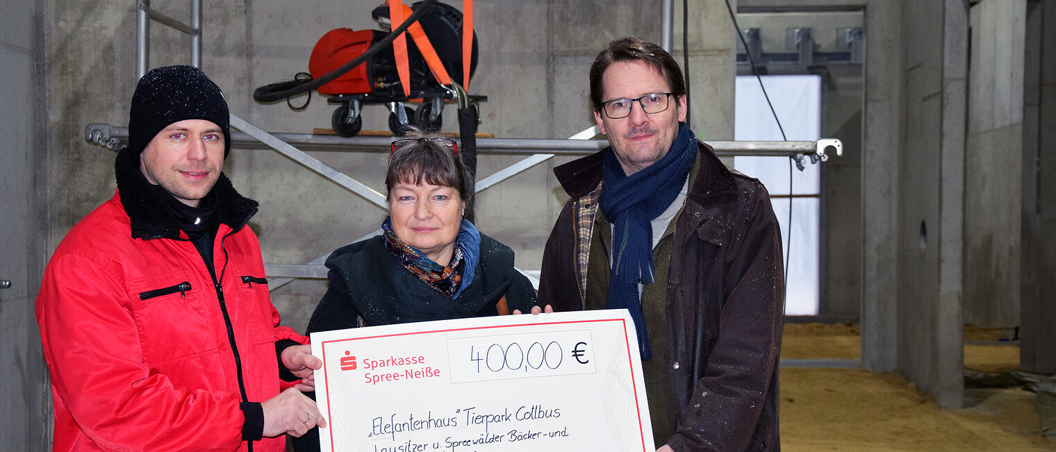 Spendenuebergabe Bäckerinnung Tierpark