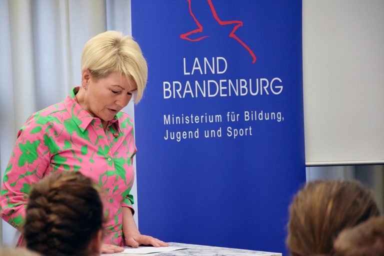 Gymnasium Plus Handwerk 2023 mit Bildungsministerin