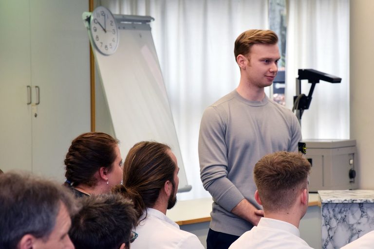 Gymnasium Plus Handwerk 2023 mit Bildungsministerin