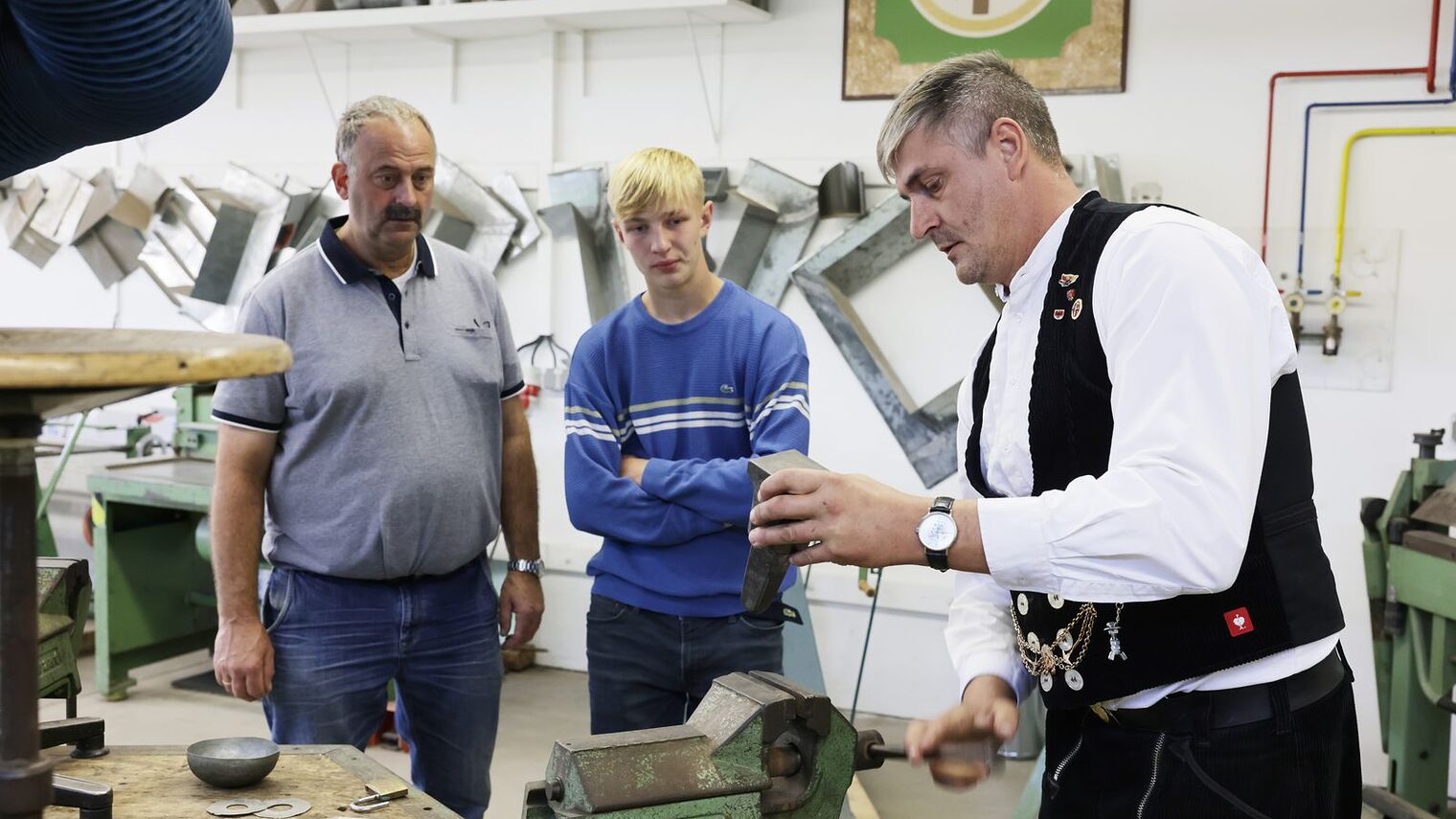 Dachdecker Start Ausbildung Landesausbildungszentrum