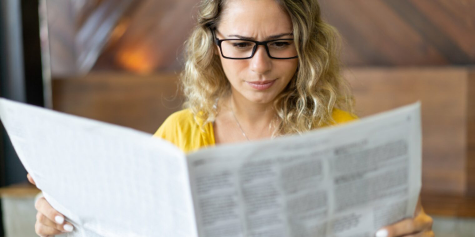 Zeitung lesen