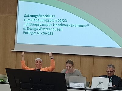 Bürgermeisterin der Stadt Königs Wusterhausen Michaela Wiezorek freut sich, dass der Satzungsbeschluss zum Bebauungsplan einstimmig erfolgte.