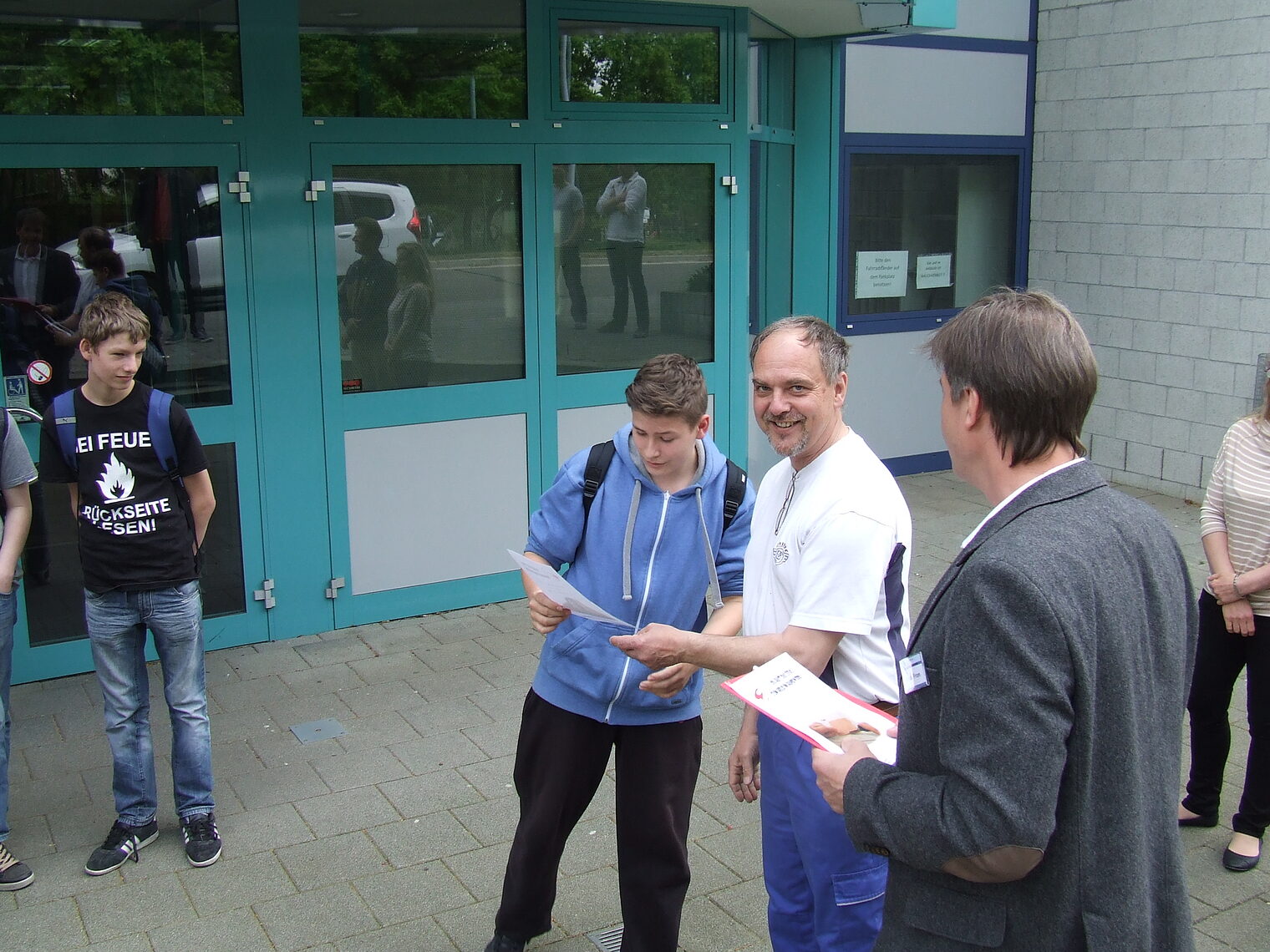 Als Profi im Metallbereich konnte Darius Matschke von Ausbilder Gerald Beyer ausgezeichnet werden. Als Profi im Metallbereich konnte Darius Matschke von Ausbilder Gerald Beyer ausgezeichnet werden.