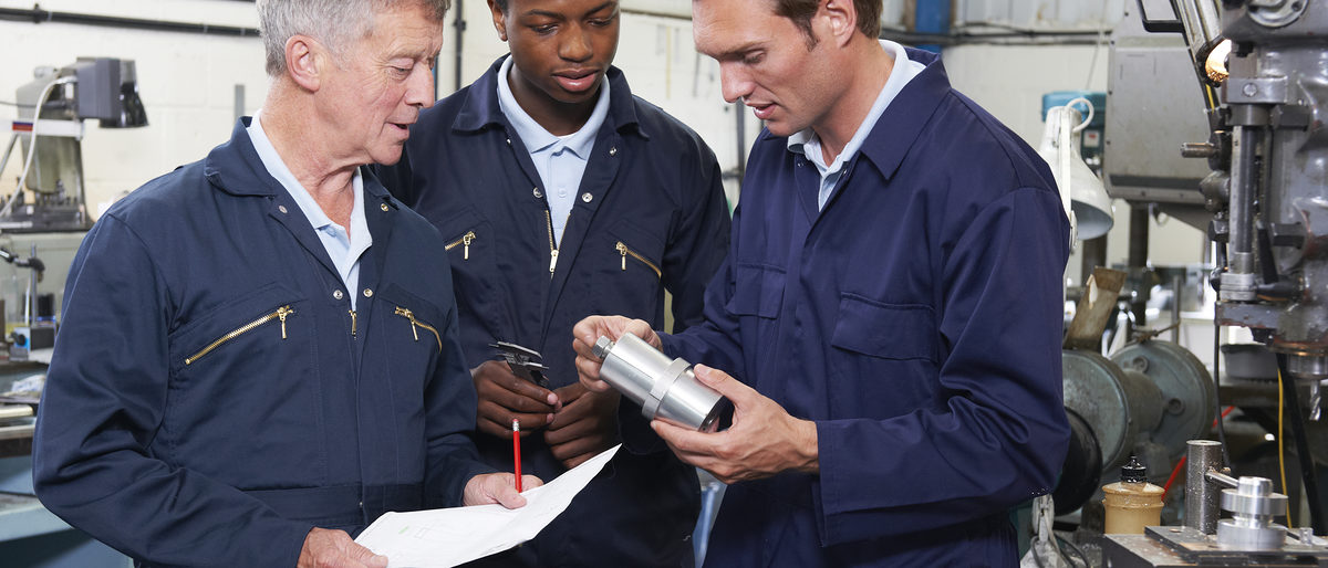 Team Of Engineers Having Discussion In Factory Team Of Engineers Having Discussion In Factory Schlagwort(e): factory, engineer, engineering, training, trainee, apprentice, apprenticeship, industry, occupation, machinist, machine, drill, drilling, workshop, men, male, man, three people, teaching, learning, together, manufacturing equipment, horizontal, caucasian, teen, teenage, teenager, sixties, 60s, machinery, talking, discussing, staff, team, worker, group, together, job, 30s, thirties, african american, black, factory, engineer, engineering, training, trainee, apprentice, apprenticeship, industry, occupation, machinist, machine, drill, drilling, workshop, men, male, man, three people, teaching, learning, together, manufacturing equipment, horizontal, caucasian, teen, teenage, teenager, sixties, 60s, machinery, talking, discussing, staff, team, worker, group, job, 30s, thirties, african american, black
