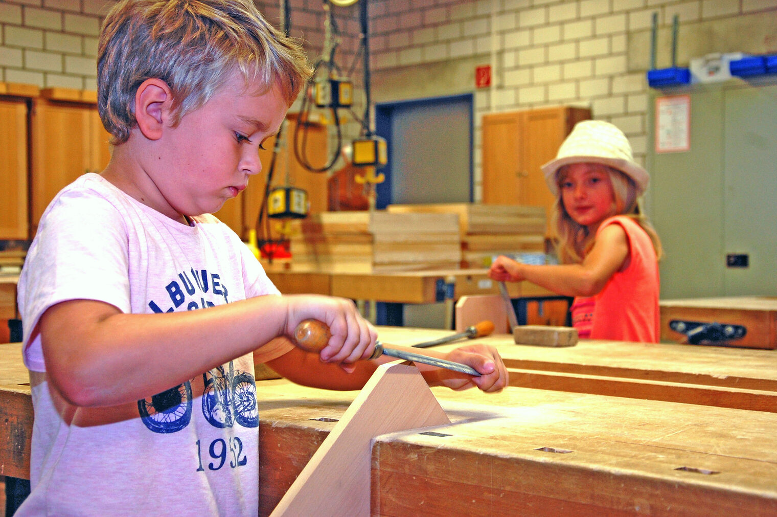 Hortkinder testen Handwerk
