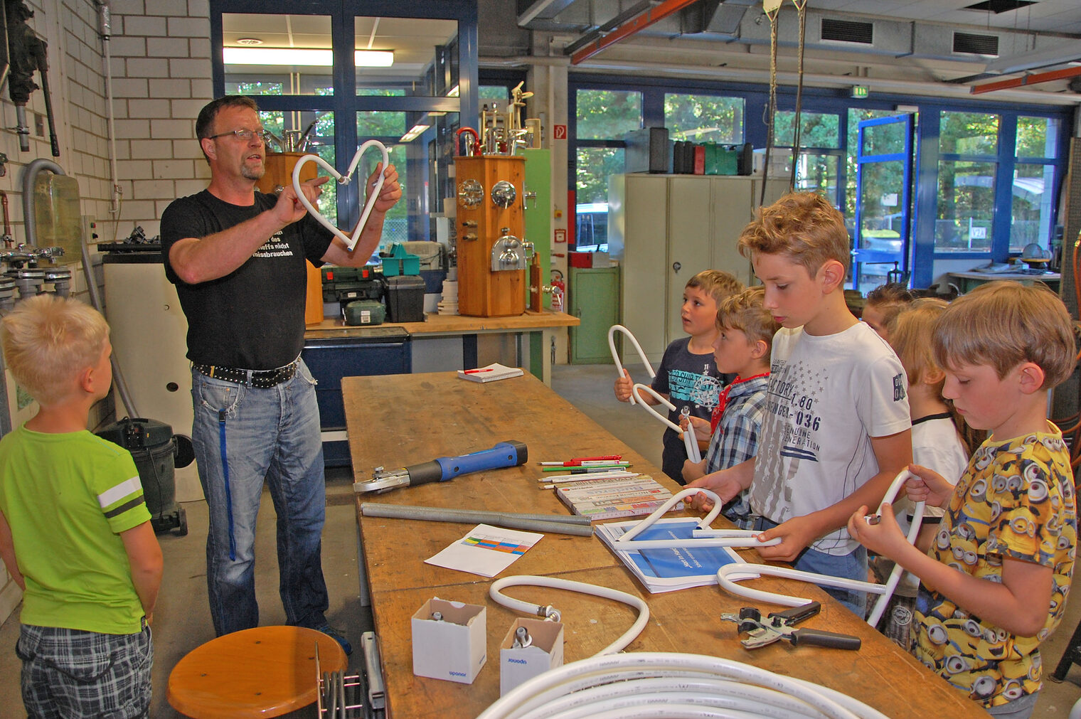 Hortkinder testen Handwerk