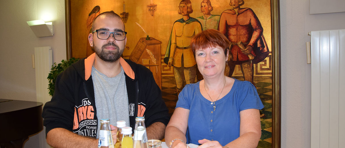 Spanier bei Firma Ende