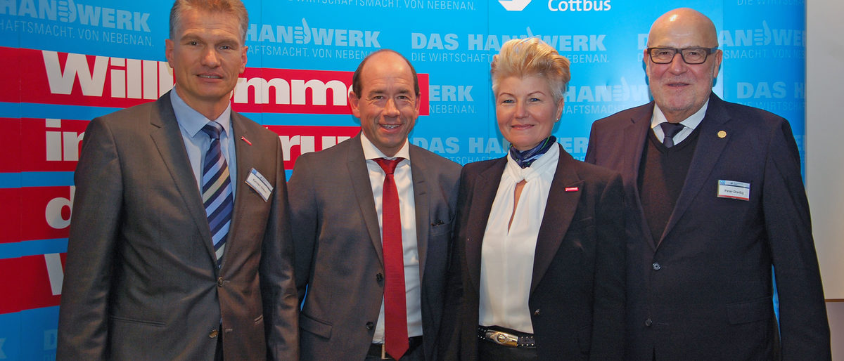 Vollversammlung mit Dr. Helmar Rendez