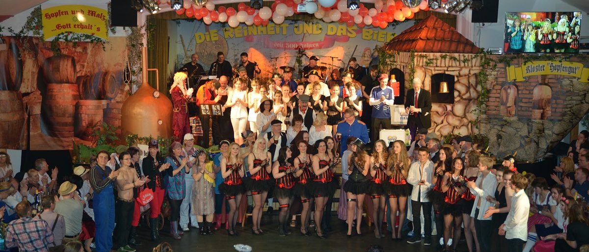 Kanu-Karneval in Spremberg mit Handwerk