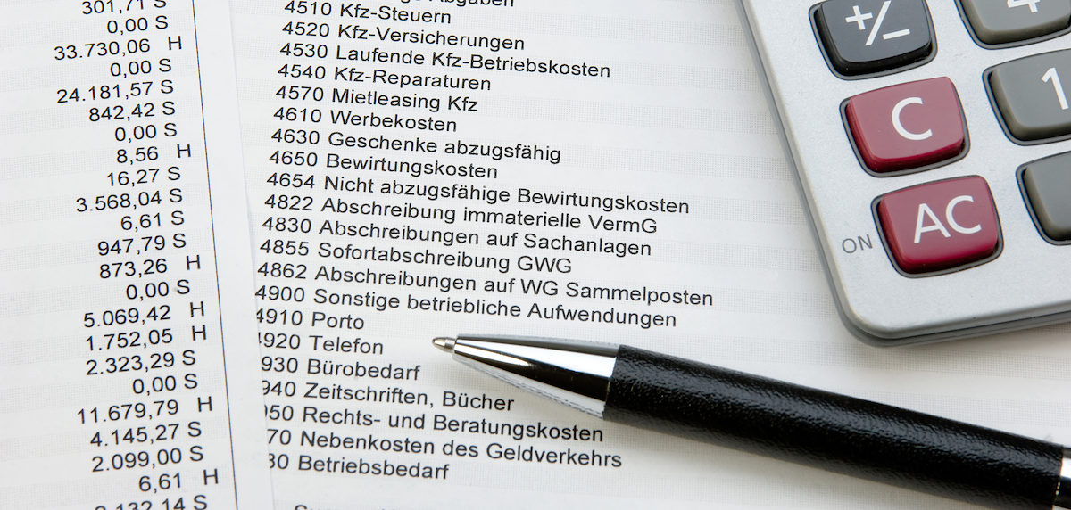 Datenbl¿tter einer vorl¿ufigen betriebswirtschaftlichen Auswertung, Sheets of a preliminary economic evaluation Datenbl¿tter einer vorl¿ufigen betriebswirtschaftlichen Auswertung, Sheets of a preliminary economic evaluation Schlagwort(e): BWA, betriebswirtschaftliche, Auswertung, betriebswirtschaftliche Auswertung, Buchhaltung, Buchf¿hrung, Finanzbuchhaltung, Fibu, Buchhalter, Steuer, Konto, Konten, Kontenklassen, Rechnungswesen, Posten, Summen, Salden, BWL, Betriebswirtschaft, Betriebswirtschaftslehre, betriebswirtschaftlich, Saldenliste, Unternehmensf¿hrung, Soll, Haben, Steuerberatung, Steuerberater, Finanzplanung, Finanzen, Kosten, Abschreibung, Aufwendungen, betriebliche, Summe, Summen, summieren, rechnen, berechnen, kalkulieren, Kalkulation, planen, Planung, Finanzplanung, Berechnung, Kostenaufstellung, Liste, Auflistung, auflisten, Aufwand, Aufwendungen, aufwenden, Kostenaufwand, Unkosten, BWA, business management, analysis, business analysis, accounting, bookkeeping, financial accounting, accountants, tax, account, accounts, account classes, accounting, items, totals, balances, business administration, business management, Balance, corporate governance, tax, financial planning, finance, costs, depreciation, expenses, operating, sum, sums, add up, calculate, calculation, planning, financial planning, analysis, financial report, list, expenses, expend, costs