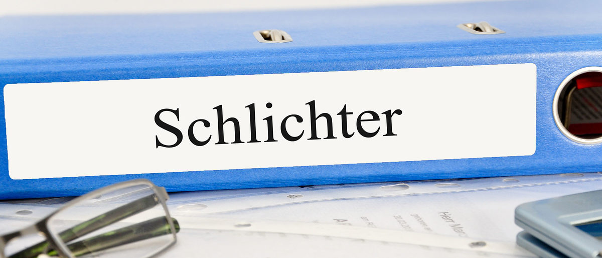 schlichter, schlichtmann, streit, streiten, beruhigen, schiedsgericht, schiedsmann, bahn, bezahlen, chef, ehe, einigung, ergebnis, firma, geld, kosten, lohn, partnerschaft, schlichten, schlichtung, stempel, tarif, tarife, verhandeln, verhandlung, verhandlungen, ablauf, angebot, angebote, aussprache, betriebsrat, coachen, flow, gemeinsam, gespräch, gespräche, kommunikation, konflikte, kurs, lösen, mediation, menschen, mitarbeiter, mitarbeitern, miteinander, optimieren, optimierung, probleme, prozesse, präsentation