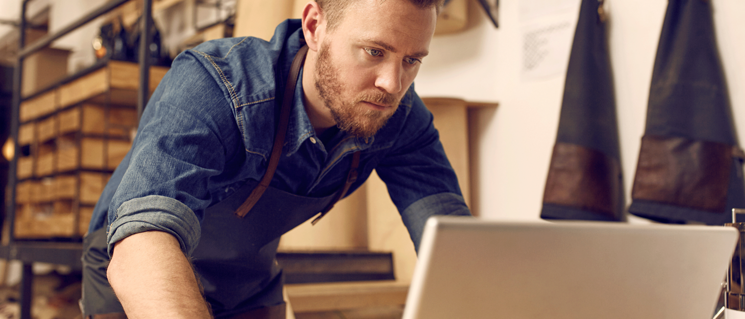 Handwerker am PC,Kaufmännsich,Weiterbildung