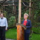 Handwerkskammer und Tierpark weihen Hexenhaus ein