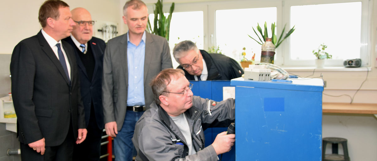 Elektro Rimpel GmbH wird von Landrat Jaschinski besucht