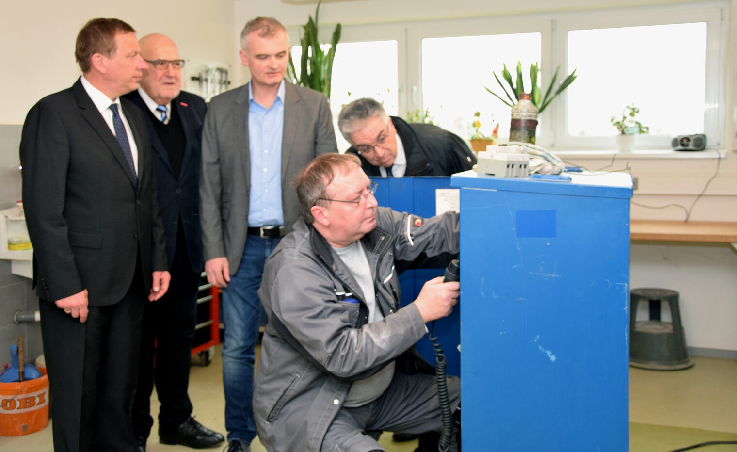 Elektro Rimpel GmbH wird von Landrat Jaschinski besucht