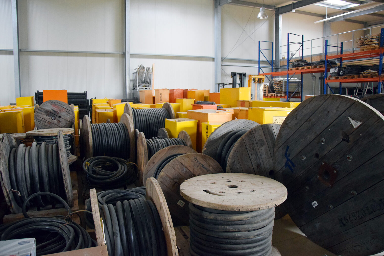 Elektro Rimpel GmbH wird von Landrat Jaschinski besucht