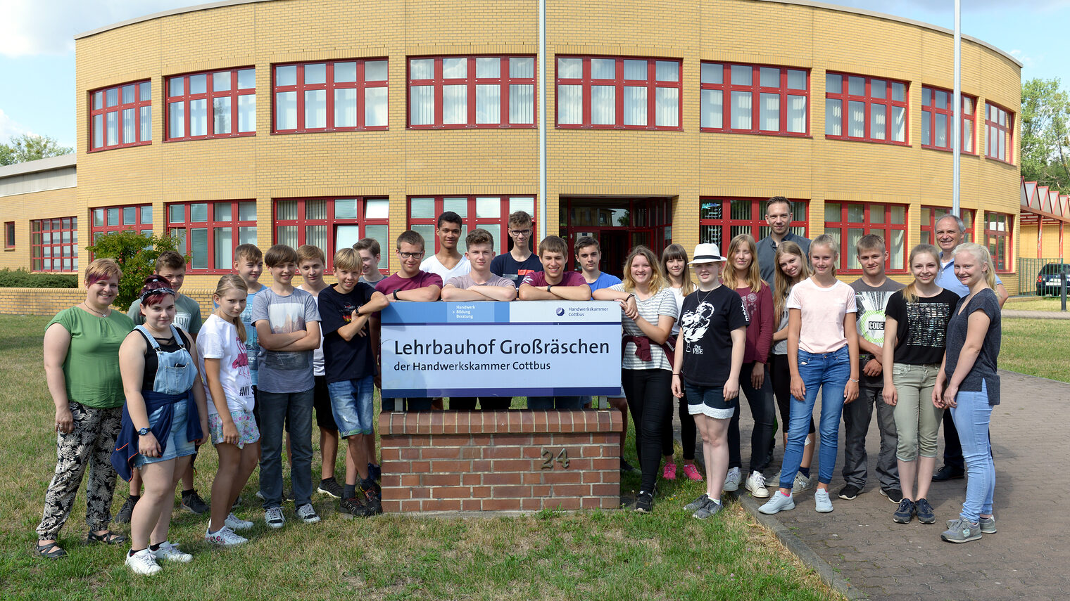 Großräschen Bau-Sommercamp im Lehrbauhof Großräschen der Handwerkskammer Cottbus