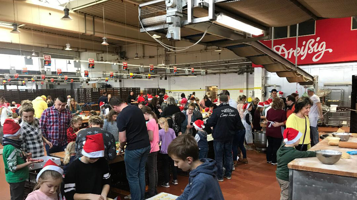 Bäckerei Dreißig Mitarbeiter Weihnachtsbacken 2018