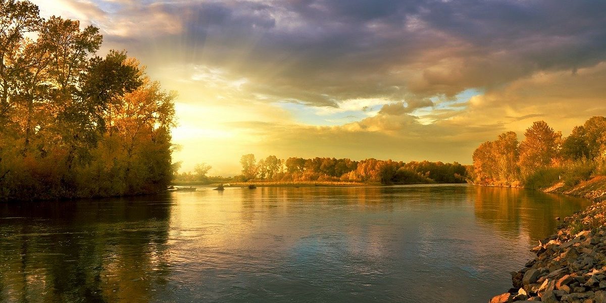 Fluss Überschwemmungsgebiete