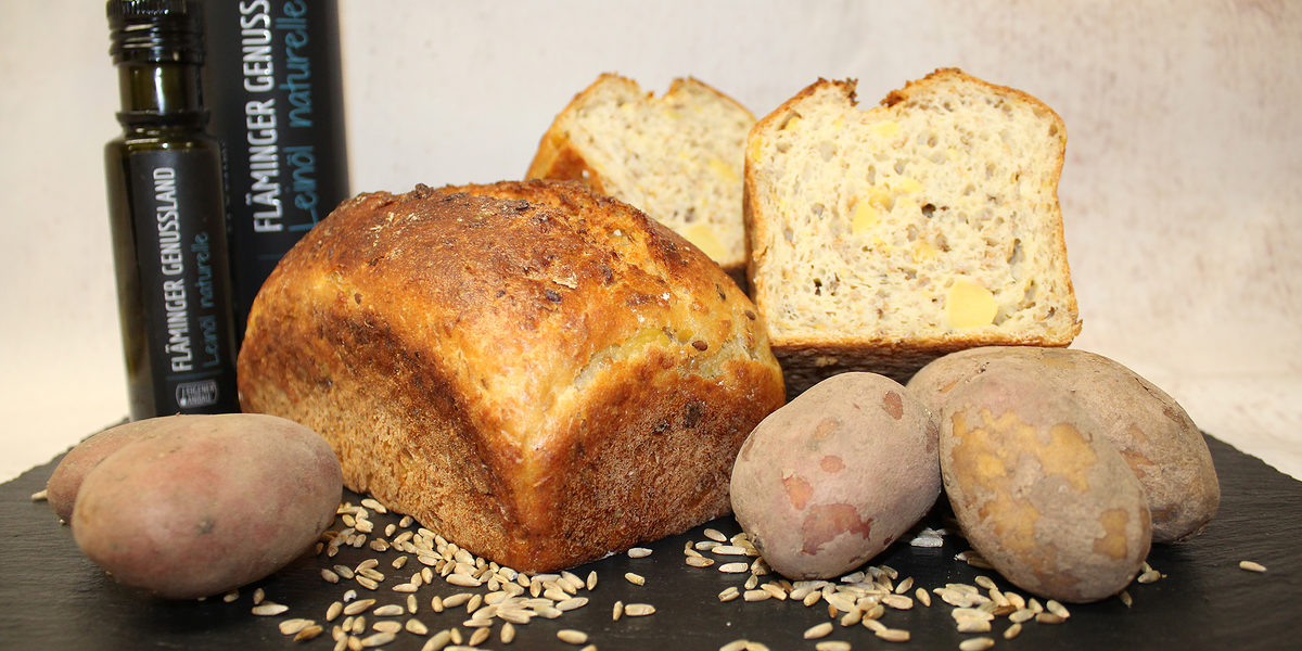 Quark Kartoffel Leinöl Brot