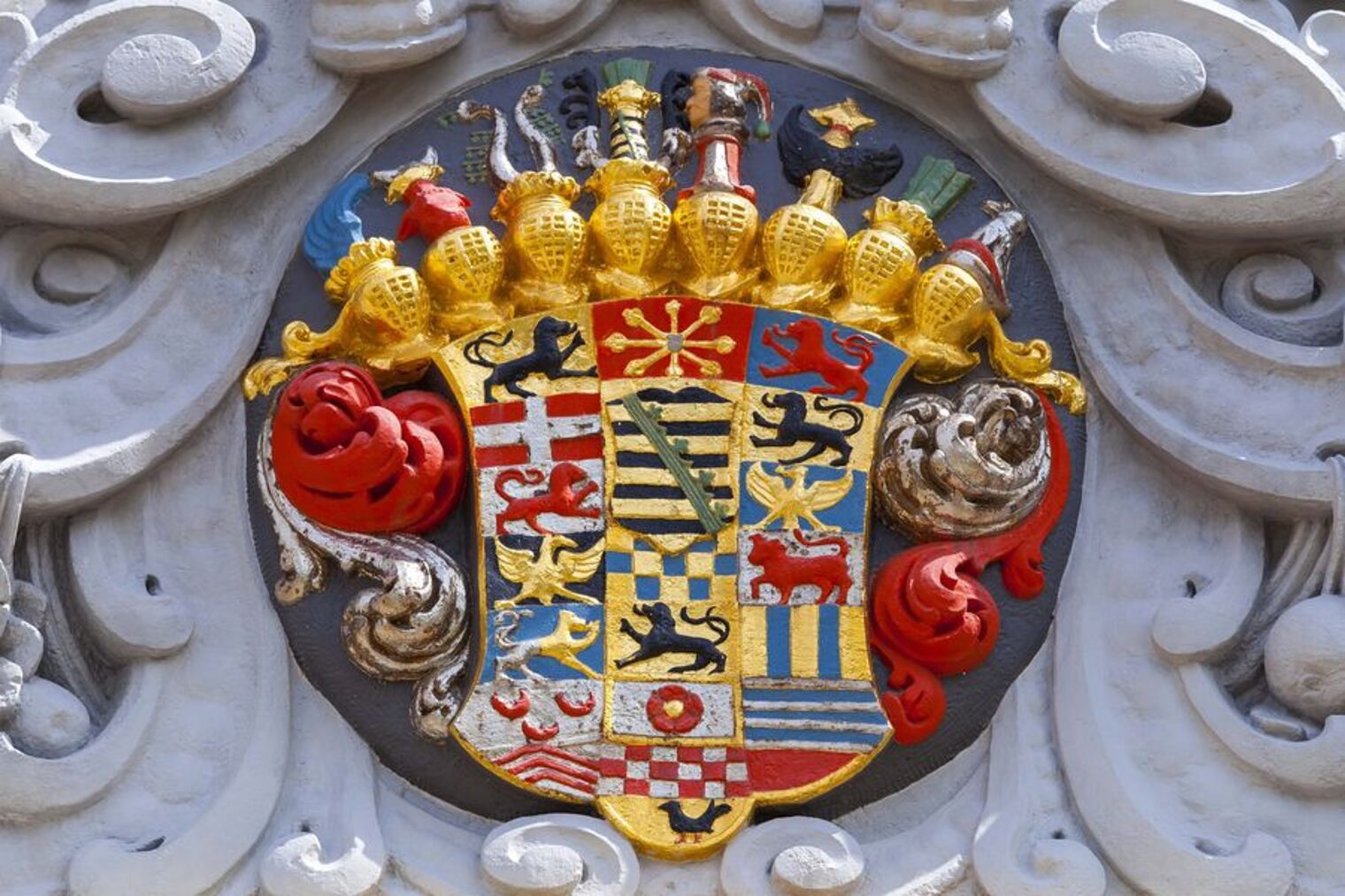 Wappen der Wettiner am Schloss Doberlug im historischer Stadtkern von Doberlug-Kirchhain. Foto: Andreas Franke Schlagwort(e): Doberlug, Doberlug Kirchhain, Doberlug-Kirchhain, Elbe-Elster, LKEE, Landkreis Elbe-Elster, Schloss, historischer Stadtkern, wappen